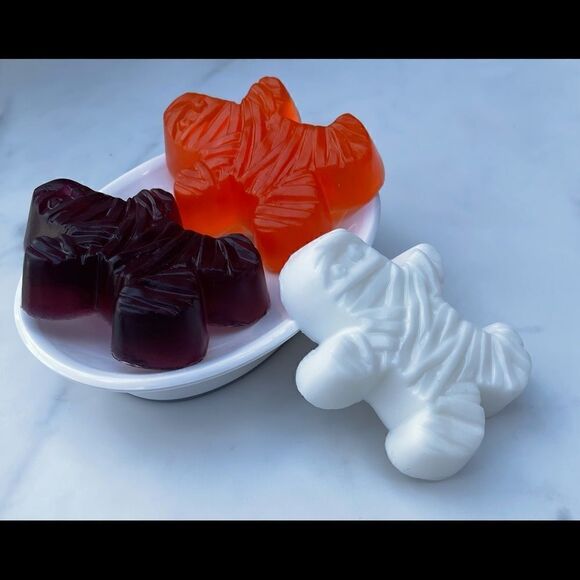 Mummies - soap bars- Handmade natural Shea butter & glycerin soap - Picture 2 of 6